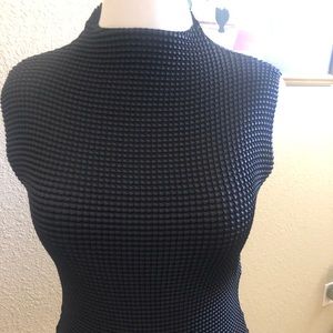 Elegant Black sleeveless top